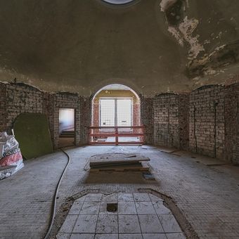 Nach Entfernung der Holzlatten wird der Kuppelraum wieder sichtbar.